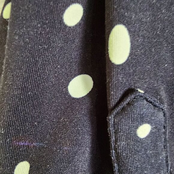 BCBGMAXAZRIA Long Sleeve Asymmetrical Blouse Medium - Picture 6 of 8